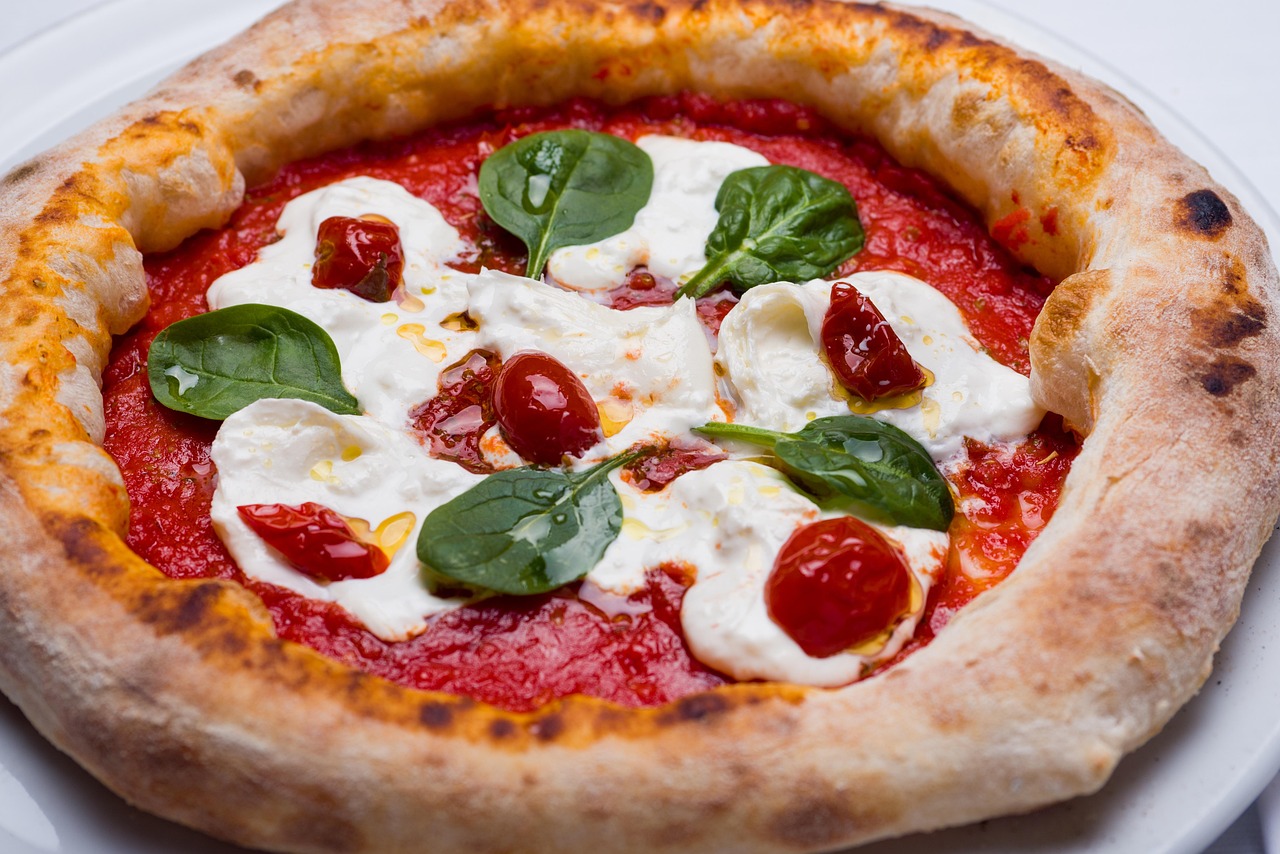 Pizza, kitchen, pizzeria in Irvine, CA